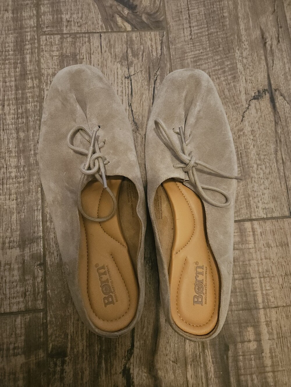 born leather ballet flats bow tie, 8 tan neutral moccasins loafers y2k